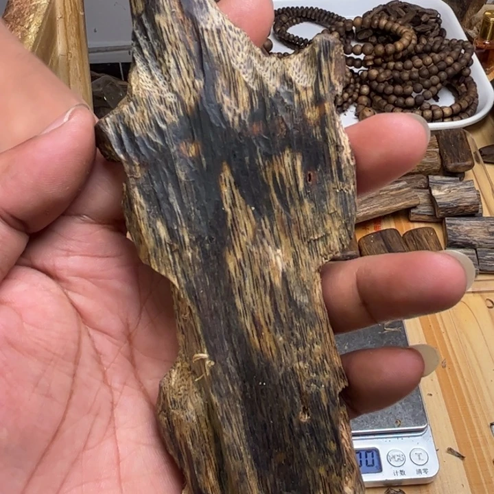 沉香沉香碎屑36克