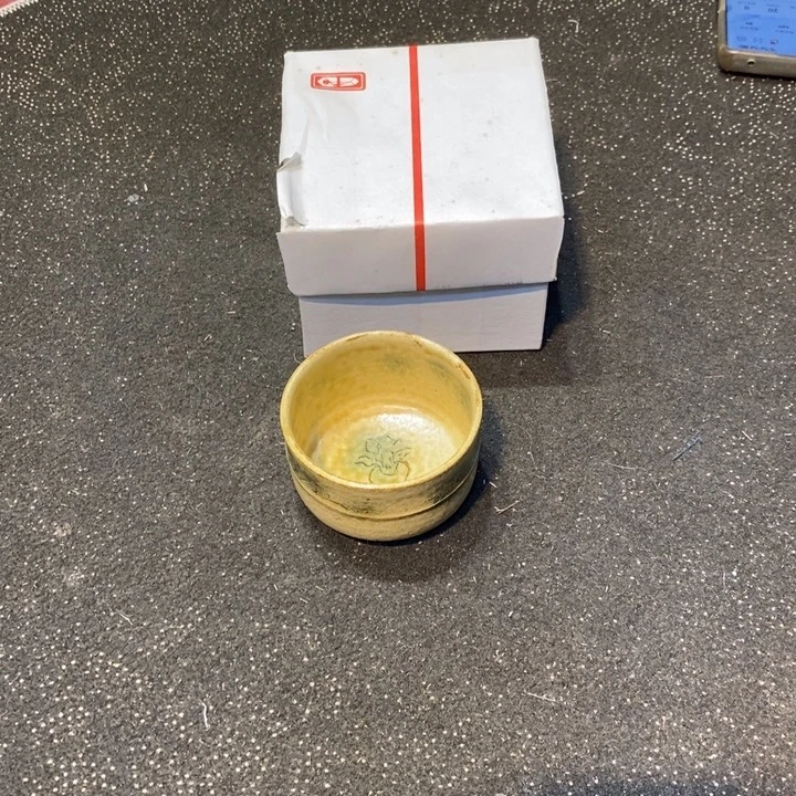 兰***儿瓷片陶瓷艺术品制作工艺品