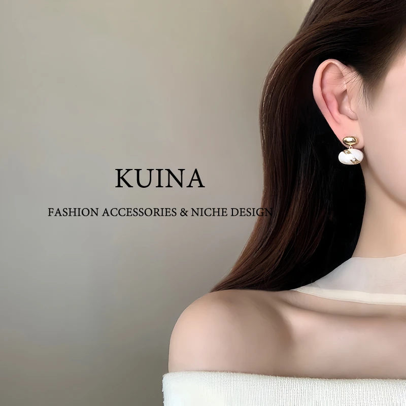 铜合金耳饰 新款女士珐琅重工女士气质耳钉轻奢百搭独特耳环76539