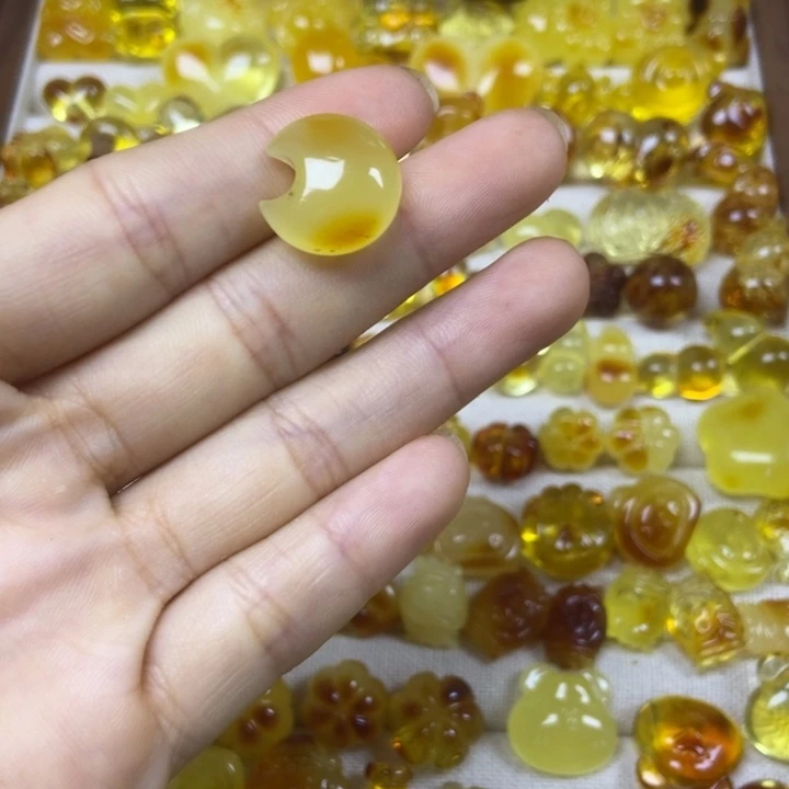吊坠橄榄核小月亮75