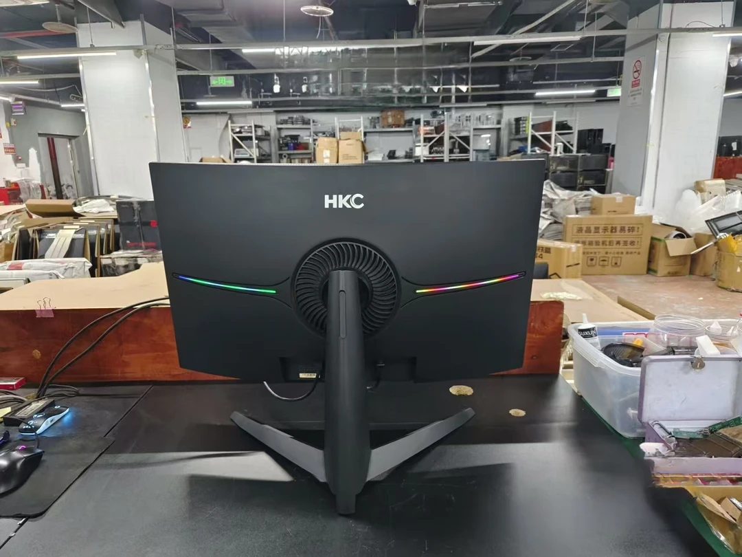 8新 HKC/惠科 32寸 1000R大曲 1K 165HZ高刷电竞曲屏显示器