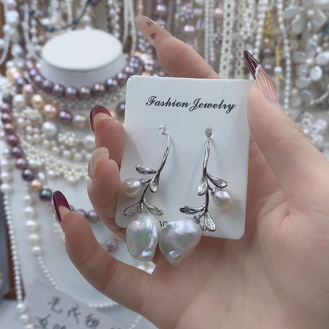 淡水珍珠银S925镶嵌耳饰