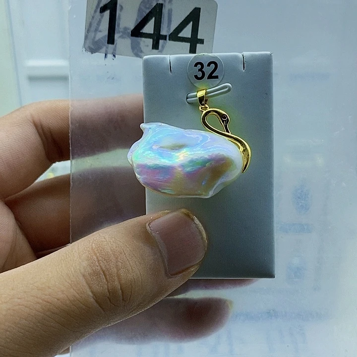 合金淡水珍珠颈饰