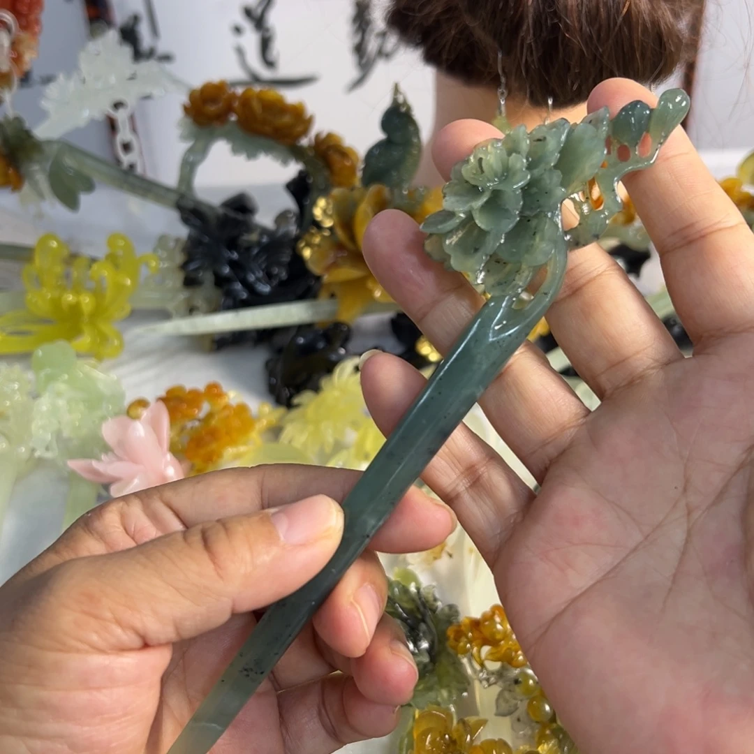 蛇纹石玉未镶嵌发饰