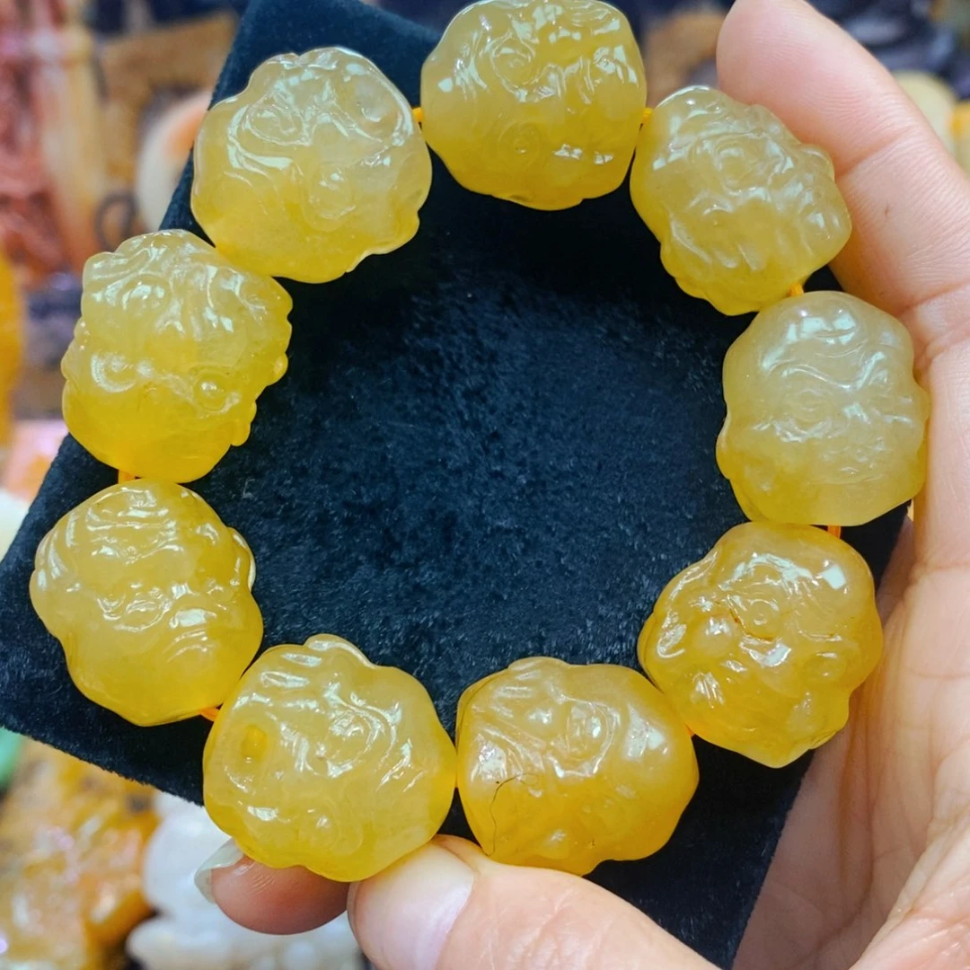 未镶嵌石英质玉（黄龙玉）颈饰