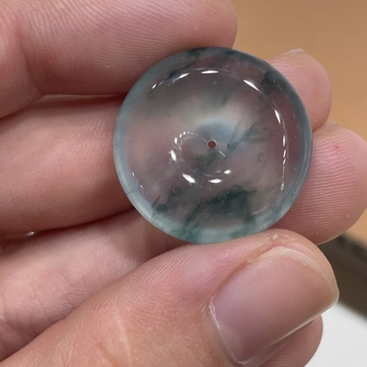 定制翡翠未镶嵌扣子