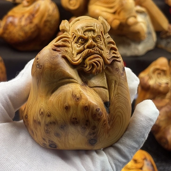 柏木（崖柏）钟馗手把件