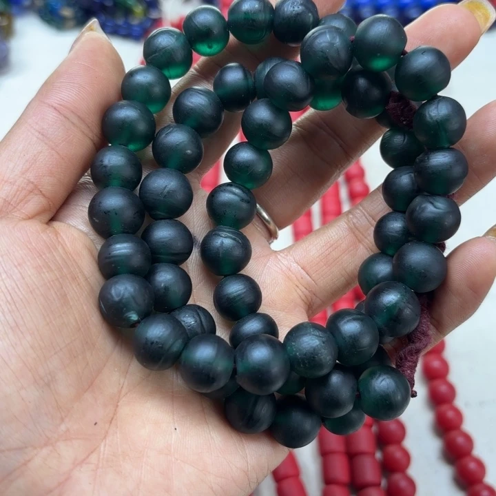 琉璃颈饰琉璃琉璃
