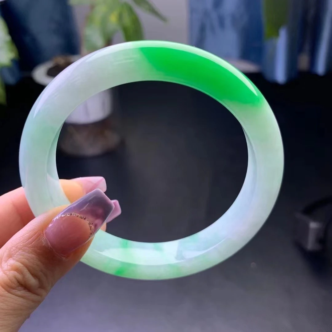 中缅边境现场手镯收货直播直发 只收好货