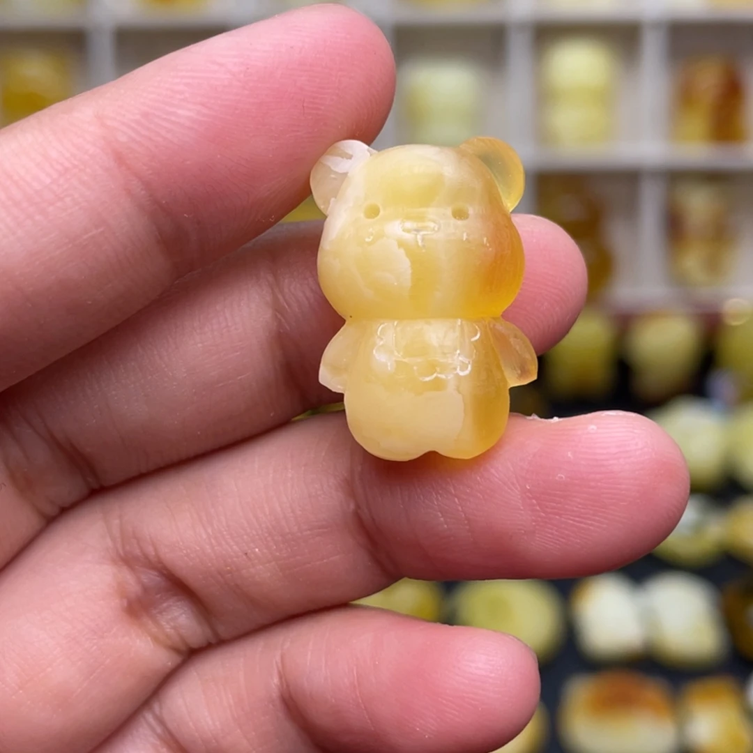 琥珀颈饰未镶嵌金白熊熊