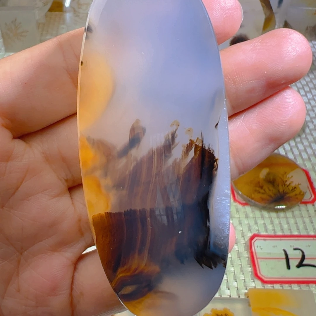 玛瑙/玉髓颈饰未镶嵌