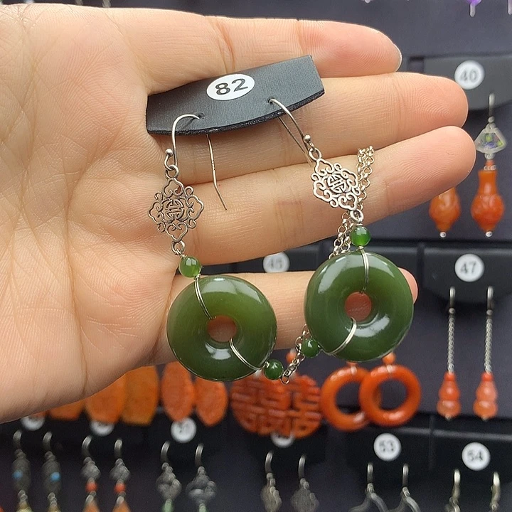 和田玉耳饰银S925镶嵌五**儿