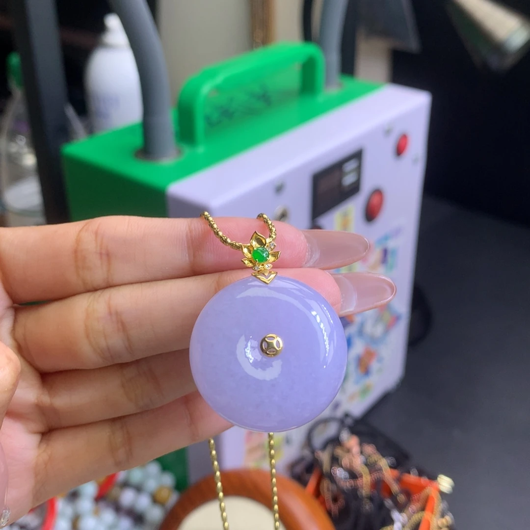 @***圆翡翠18K金镶嵌颈饰