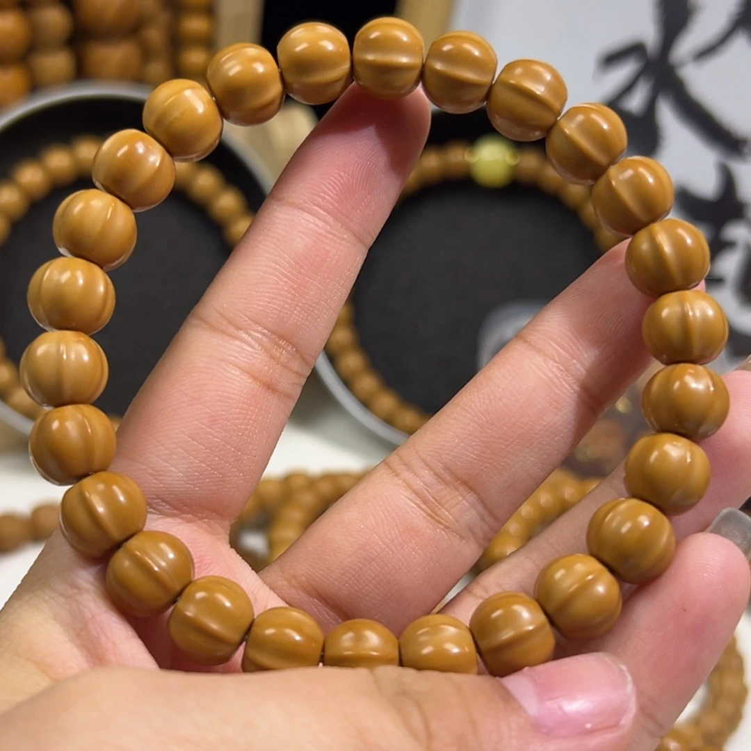 吊坠猴头核桃9+mm鲨鱼全品无暇