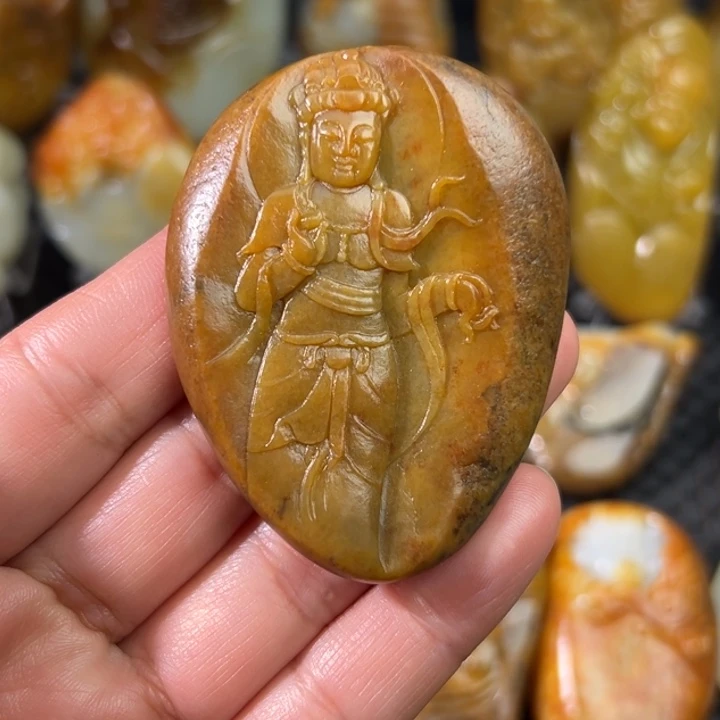 和田玉未镶嵌挂件