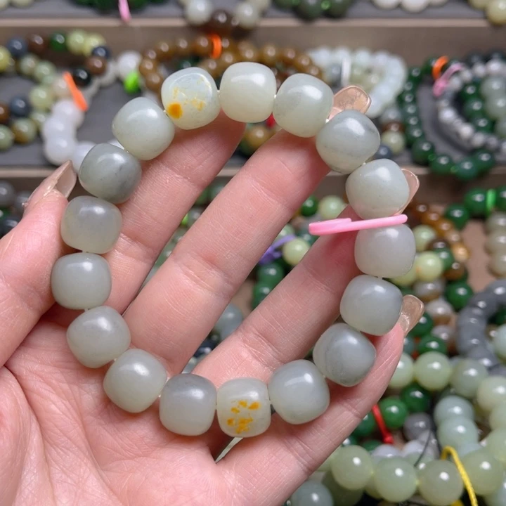 和田玉手链未镶嵌