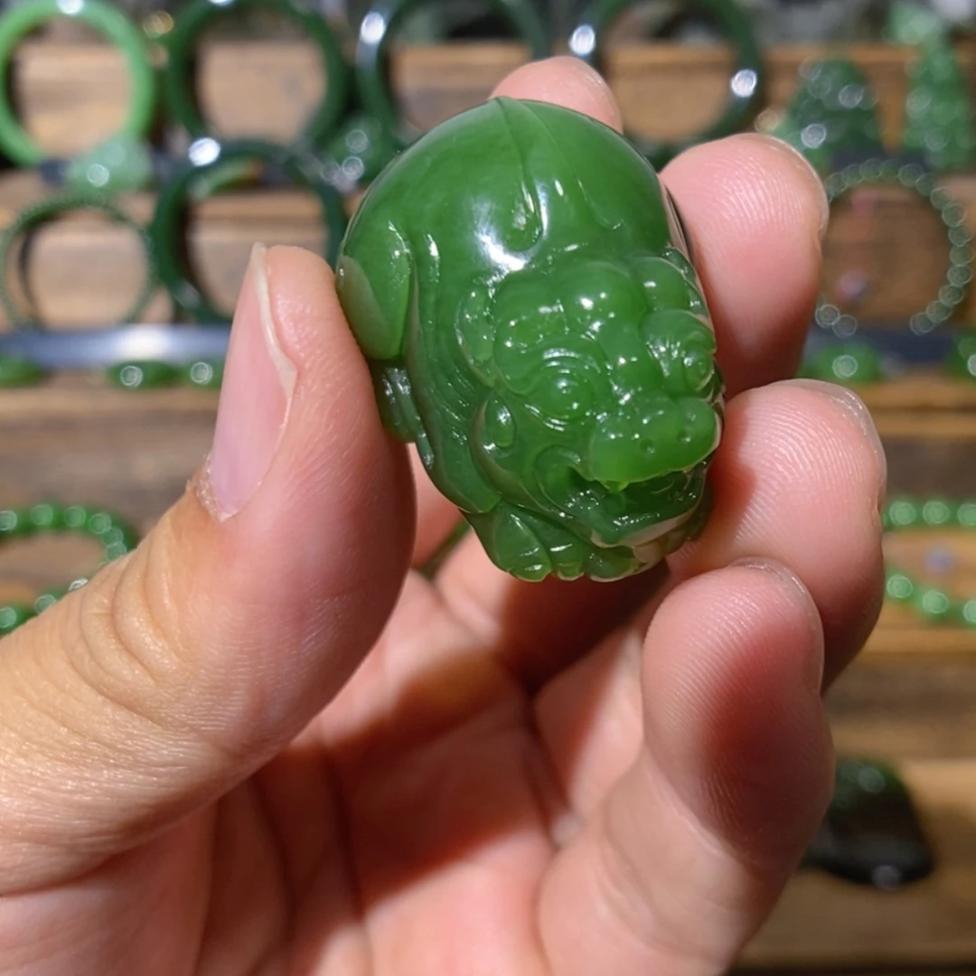 【闪购商品】吊坠(不含链)未镶嵌和田玉俄料辣阳绿貔貅32