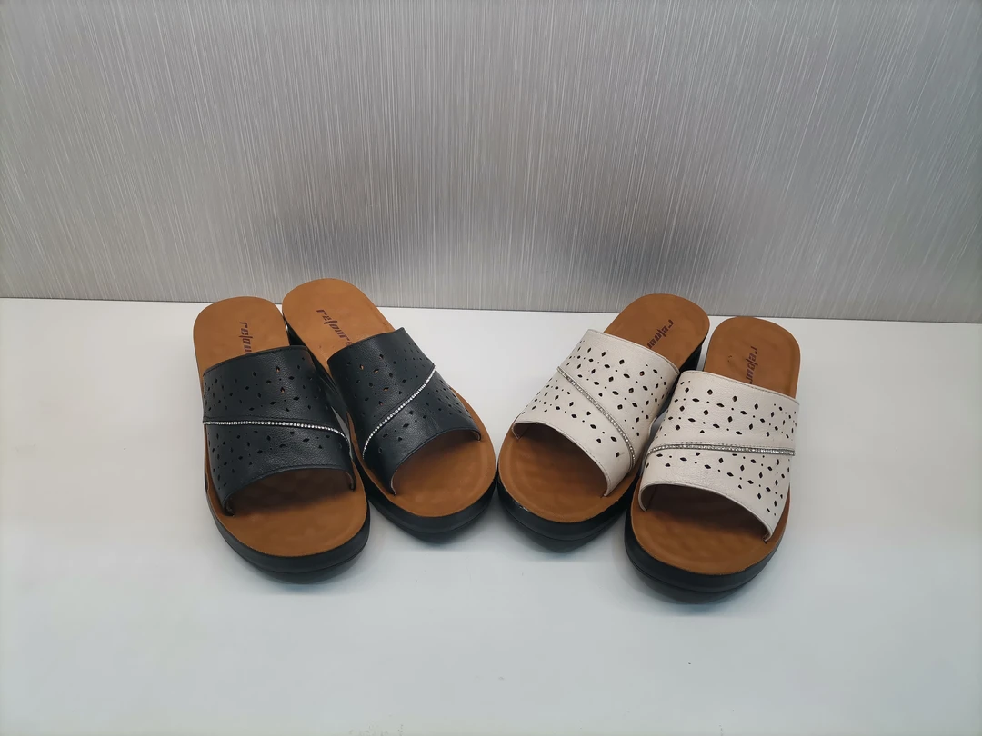 锐途鞋女鞋真皮凉拖平底防滑夏季一字拖厚底拖鞋休闲软底