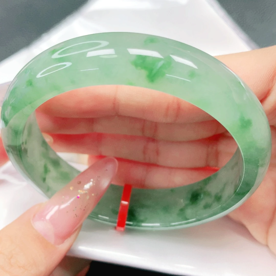 翡翠未镶嵌手镯57