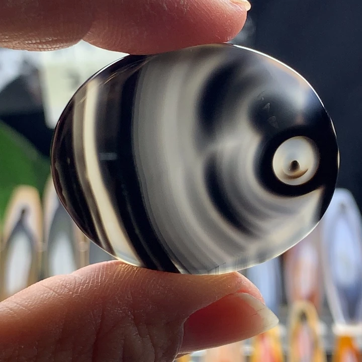 玛瑙/玉髓颈饰未镶嵌155有瑕