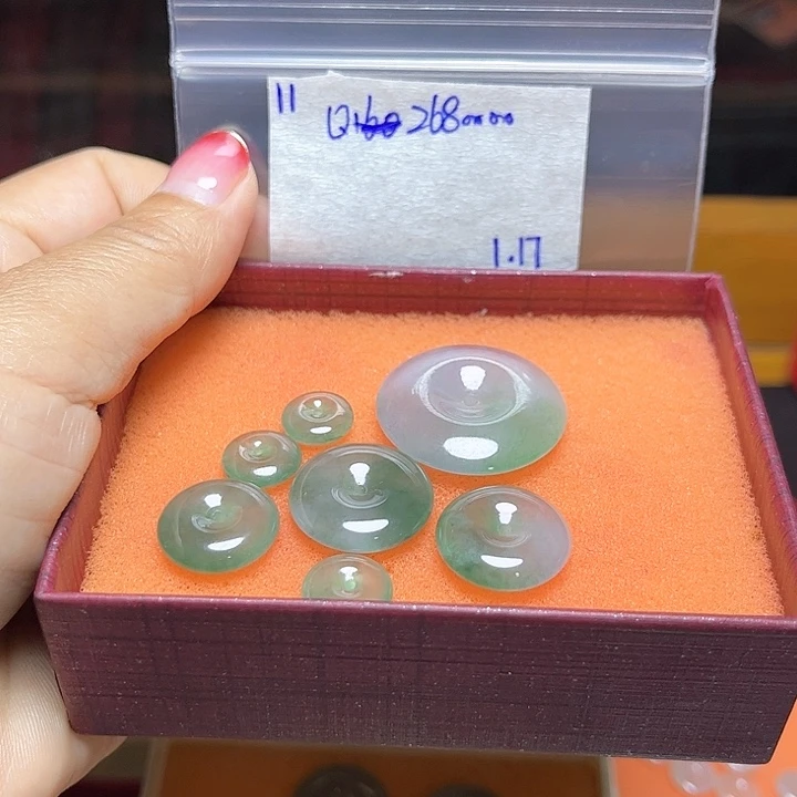 定制翡翠未镶嵌。****。不