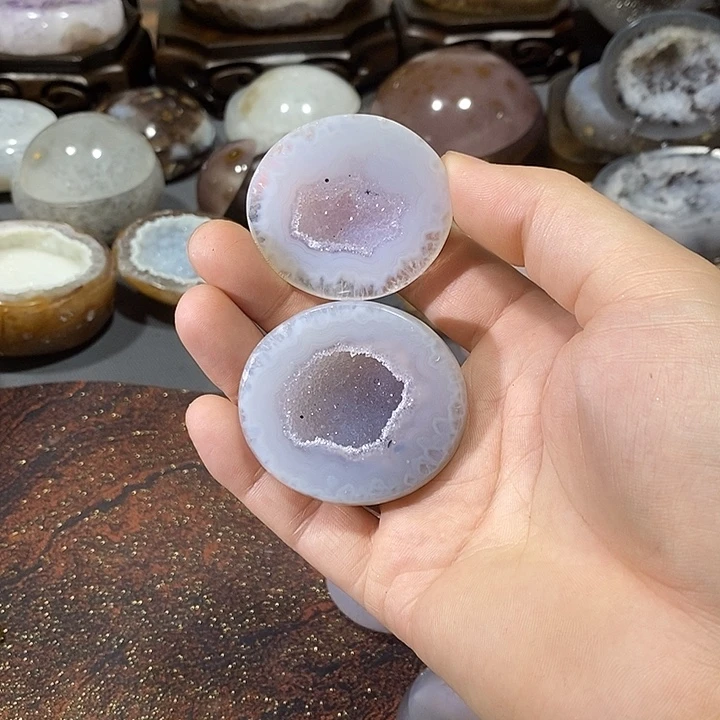 未镶嵌水晶摆件聚宝盆