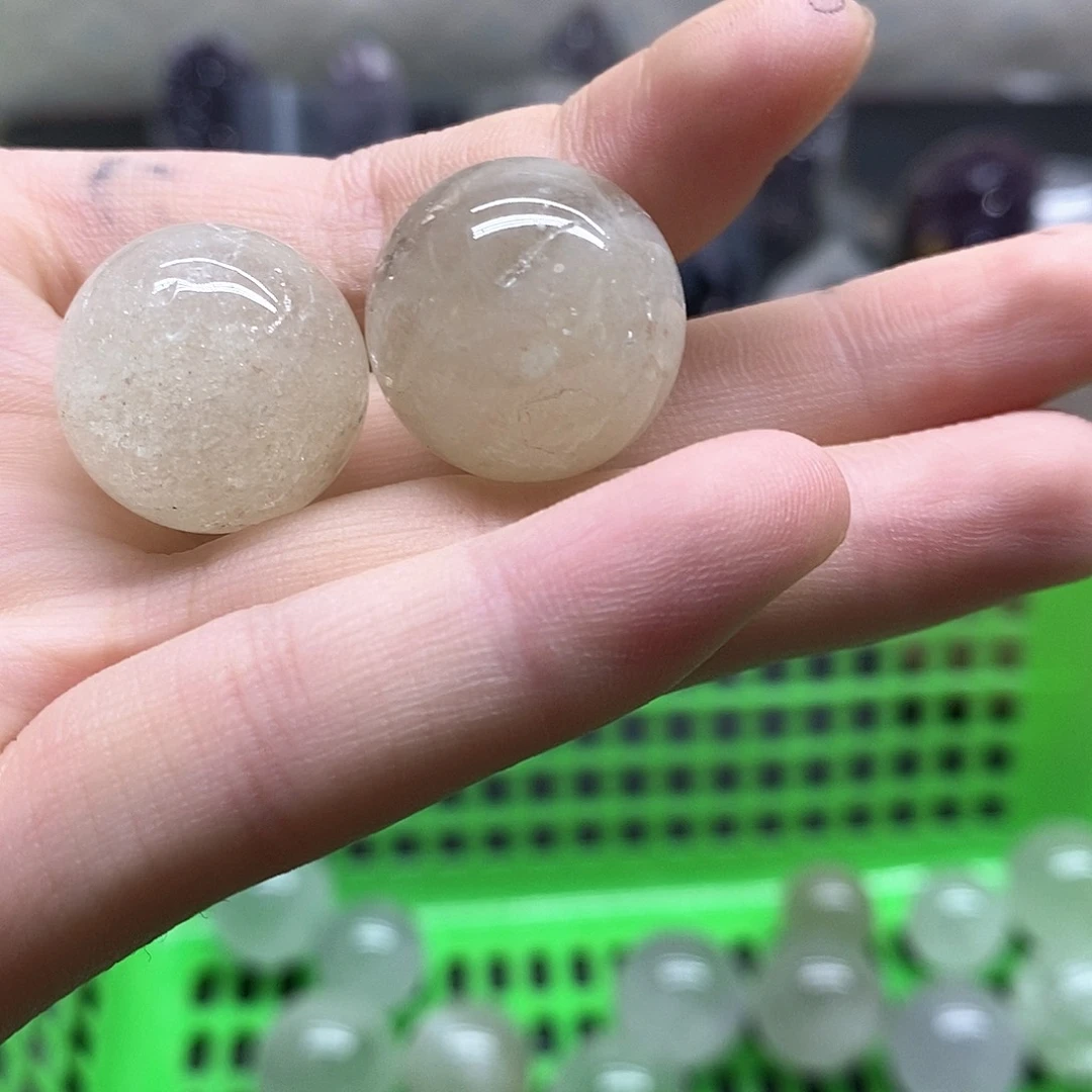 未镶嵌颈饰水晶163