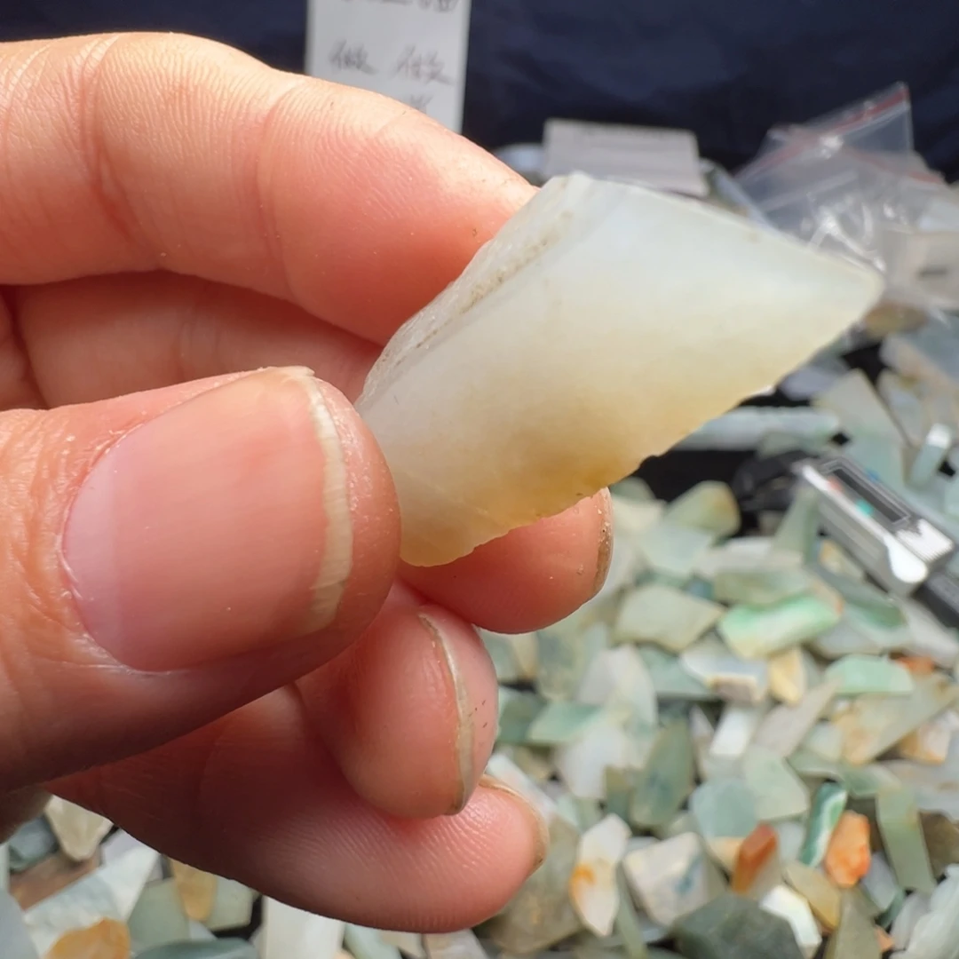 翡翠裸石缅甸翡翠A货
