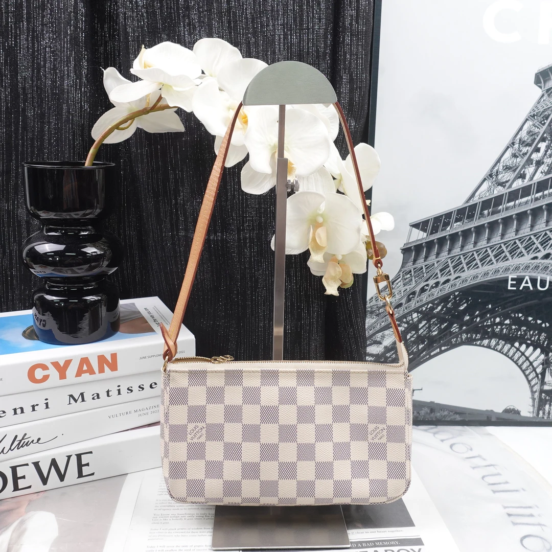 95新 LouisVuitton/路易威登 单肩包/T10236893