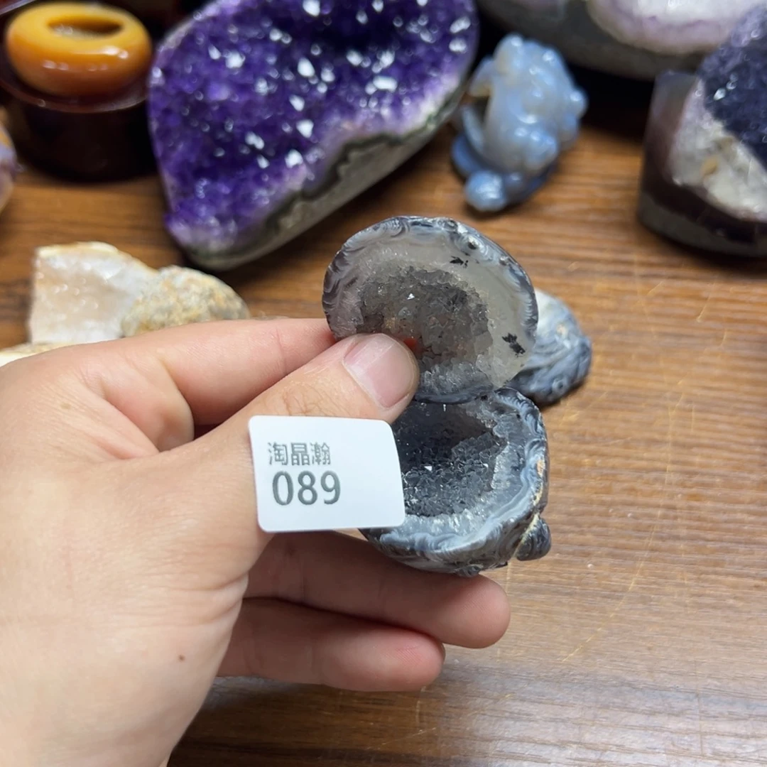 未镶嵌水晶大型摆件（非配饰）