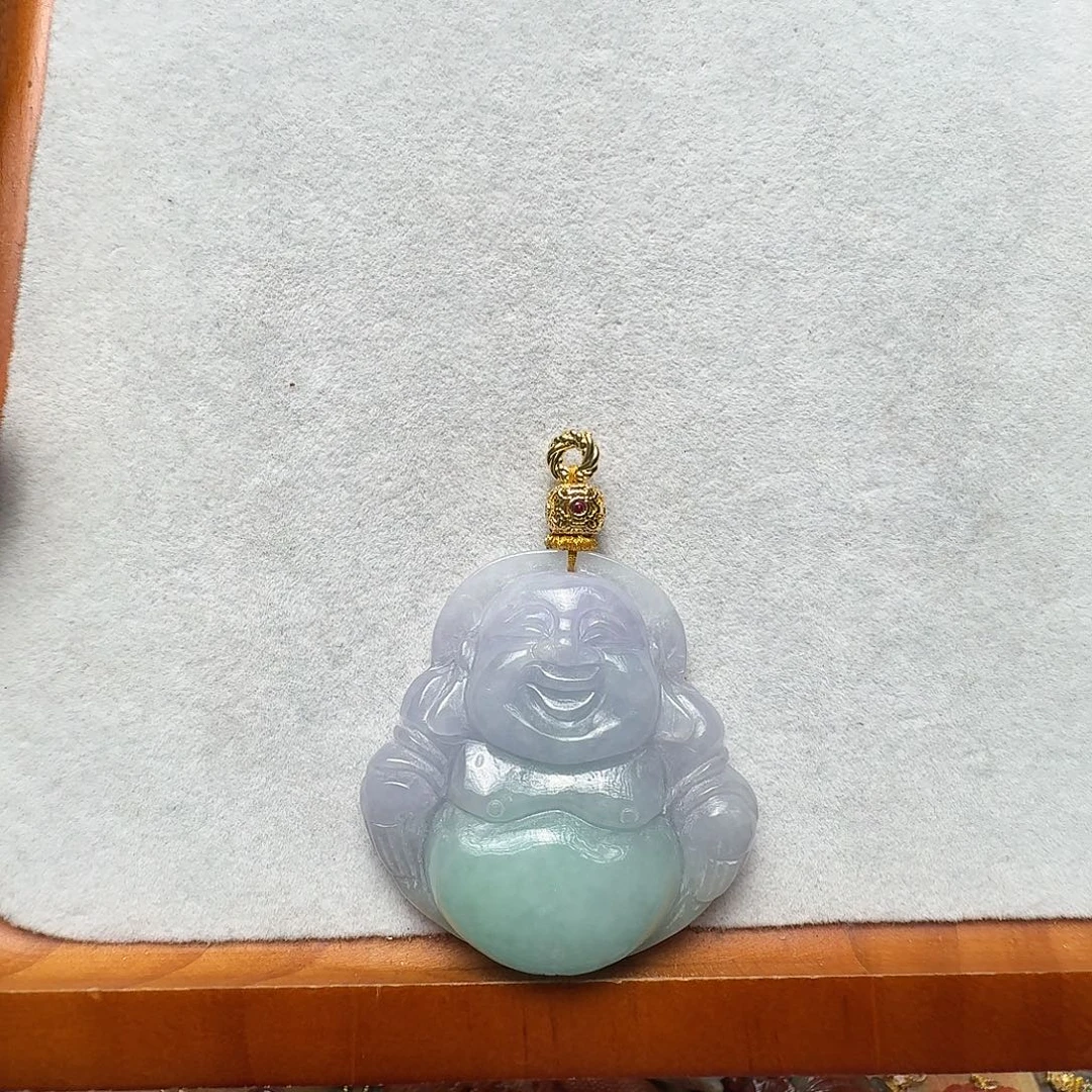 阿****翡翠未镶嵌吊坠(赠链)