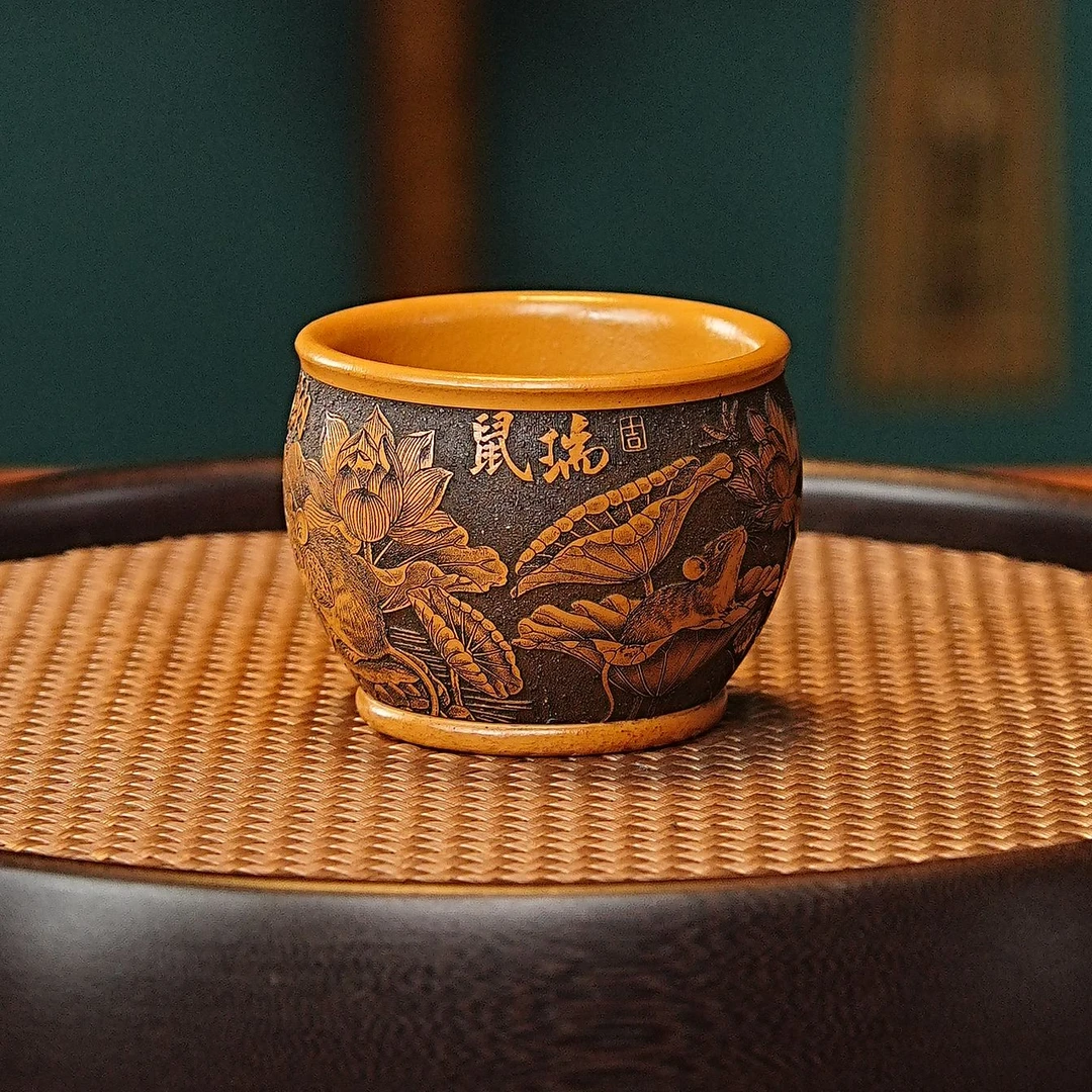 【鼠】宜兴全手工紫砂茶具 原矿朱泥泥料刻绘老鼠主人杯品茗杯