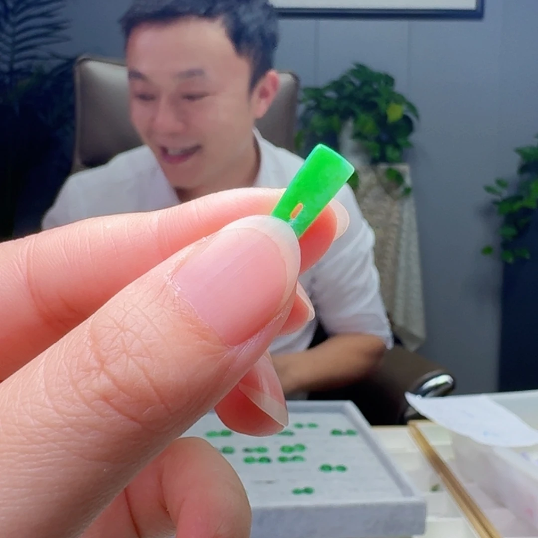 翡翠裸石天然翡翠