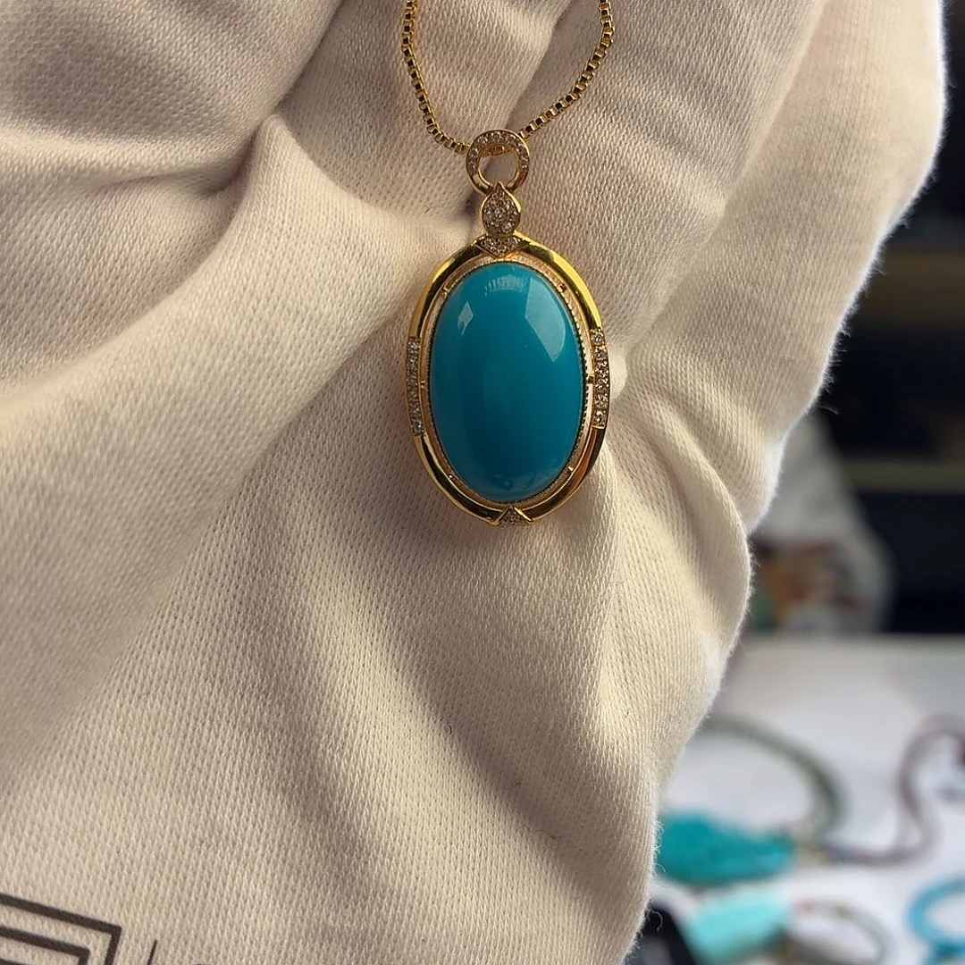 绿松石18K金镶嵌挂件