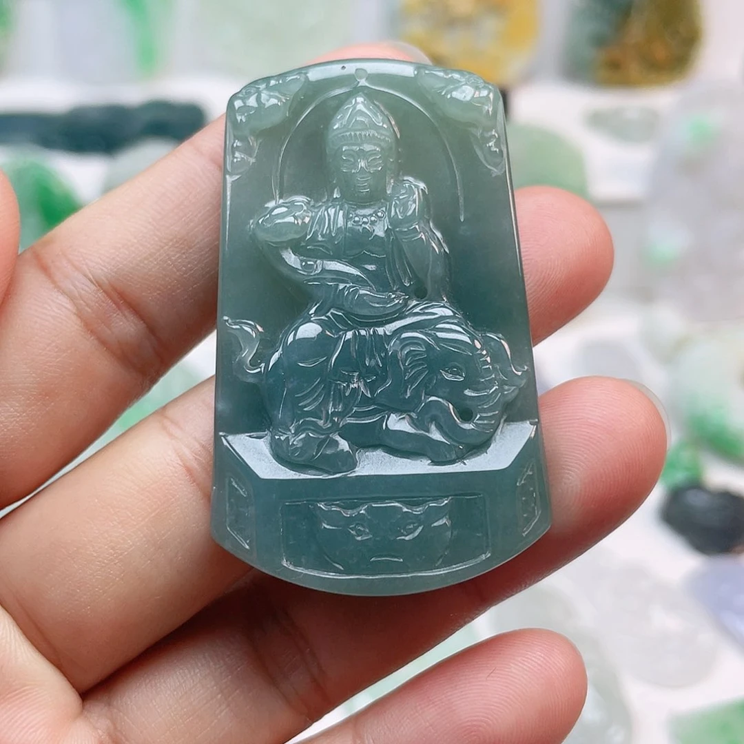 翡翠颈饰未镶嵌普贤