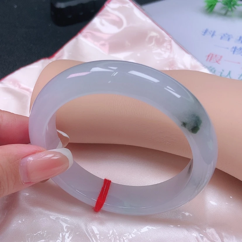 【闪购商品】未镶嵌手镯翡翠，56