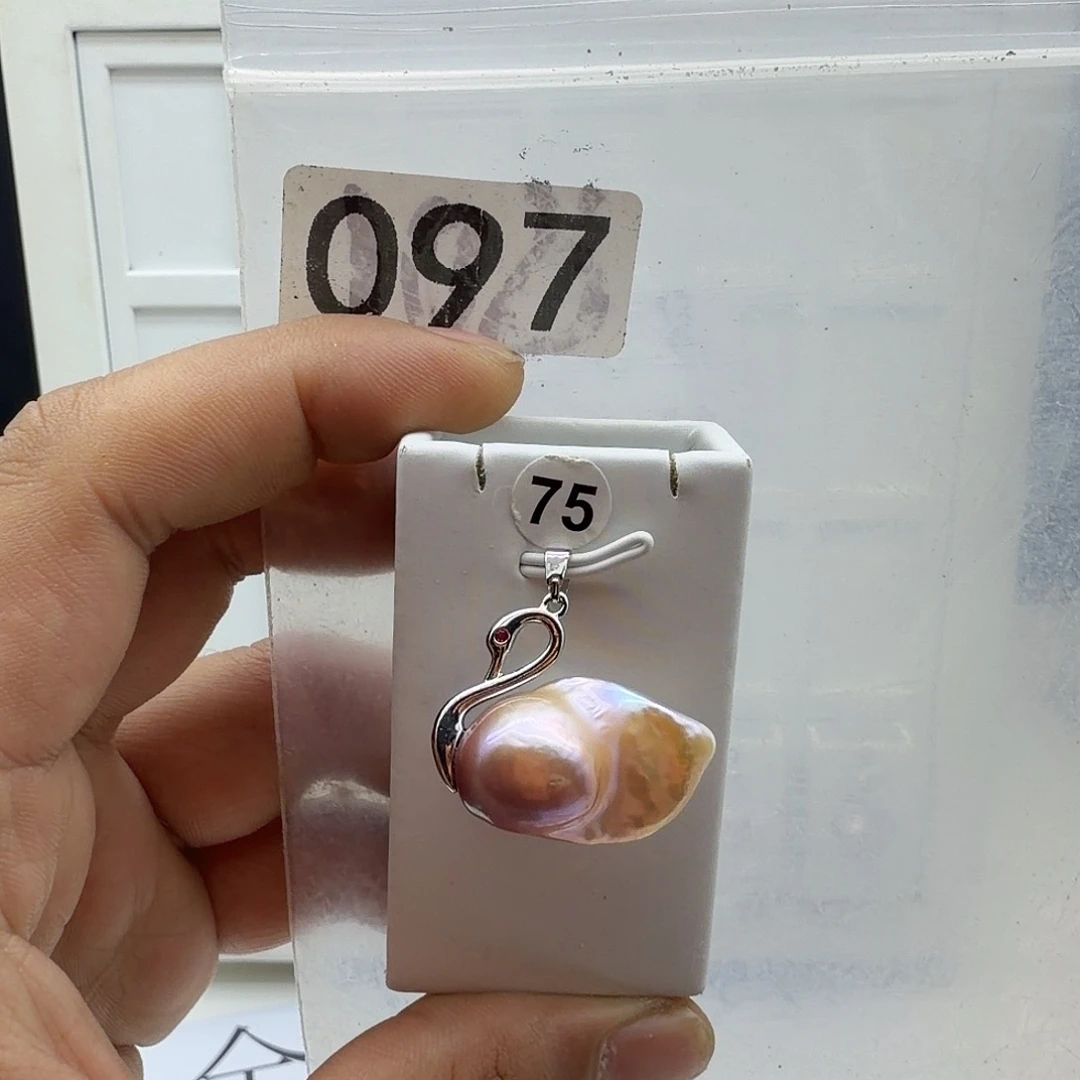 颈饰淡水珍珠合金