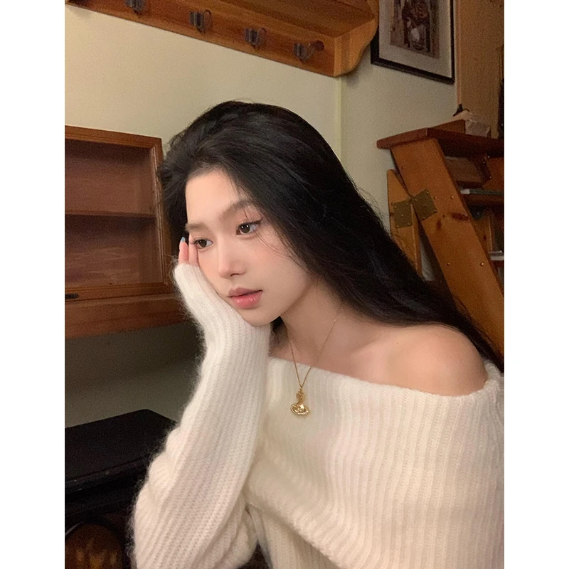 气质名媛风高级感一字肩针织衫女2025年新款减龄显瘦百搭长袖上衣