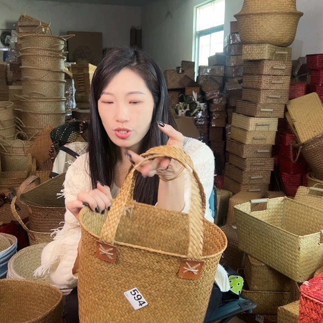 草编草编包/草编收纳盒带瑕疵