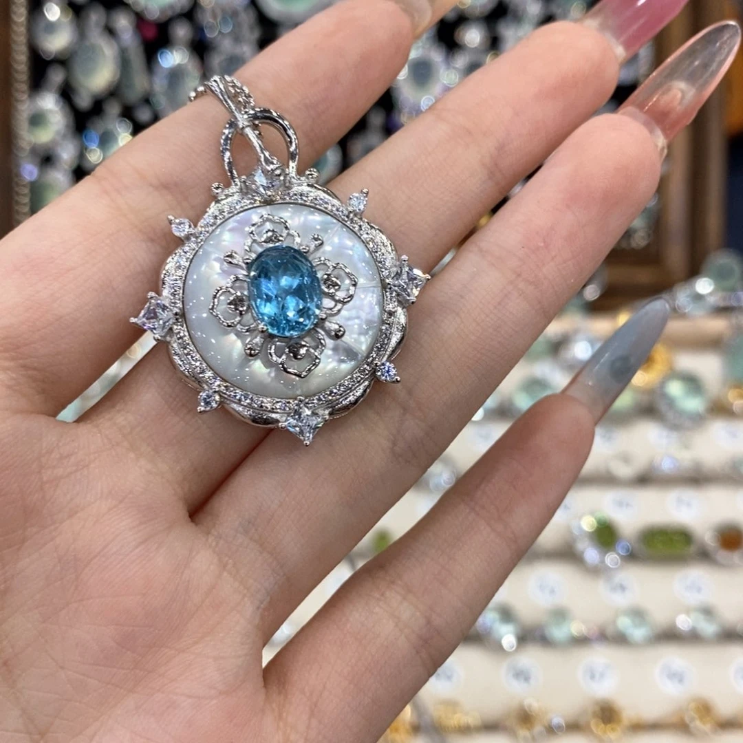 颈饰托帕石银S925镶嵌肥****咪