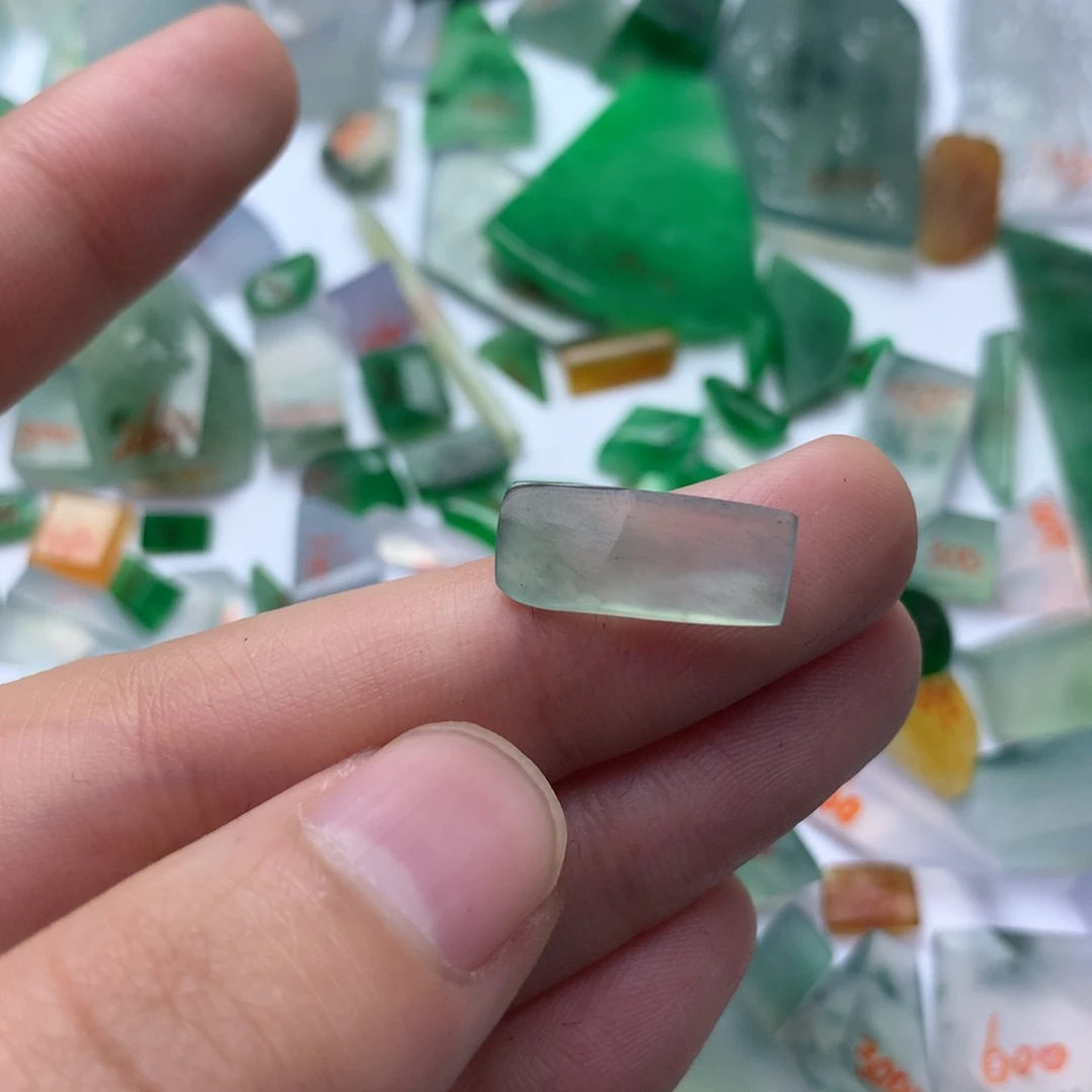 定制翡翠未镶嵌缅甸翡翠原石