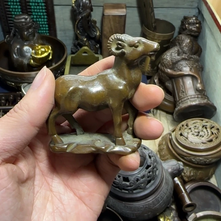 铜器把玩摆件链接