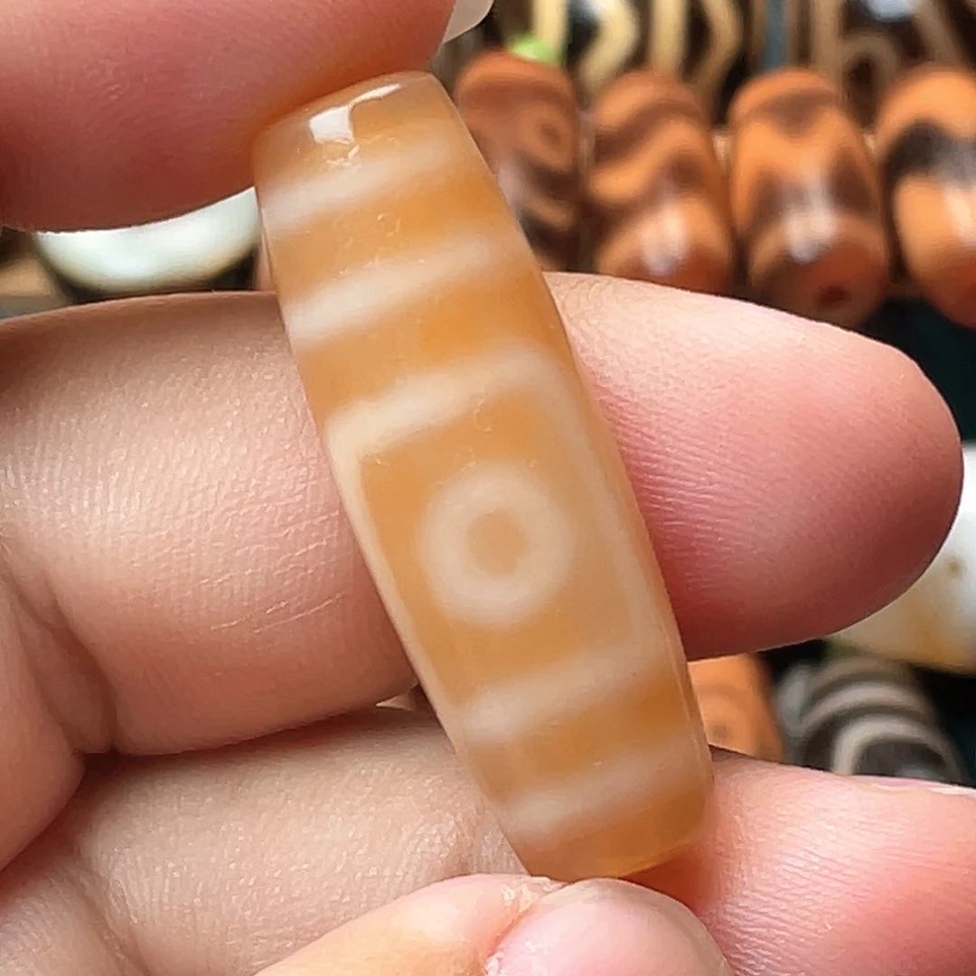 玛瑙/玉髓未镶嵌颈饰聚缘两眼