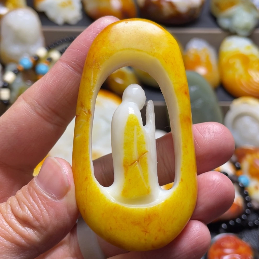 和田玉未镶嵌颈饰