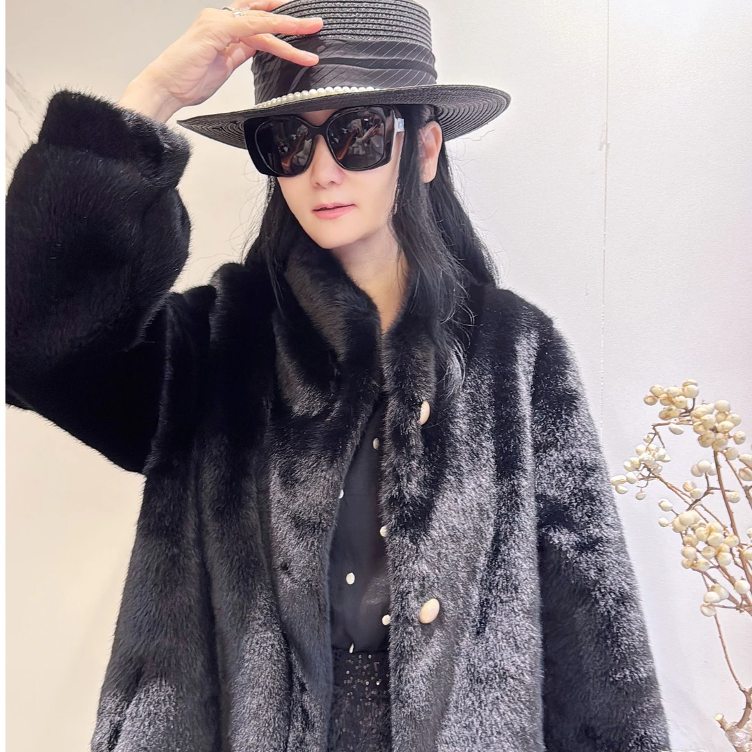 M54J021慕之淇水貂绒皮毛一体加厚立领泡泡袖宽松显瘦外套