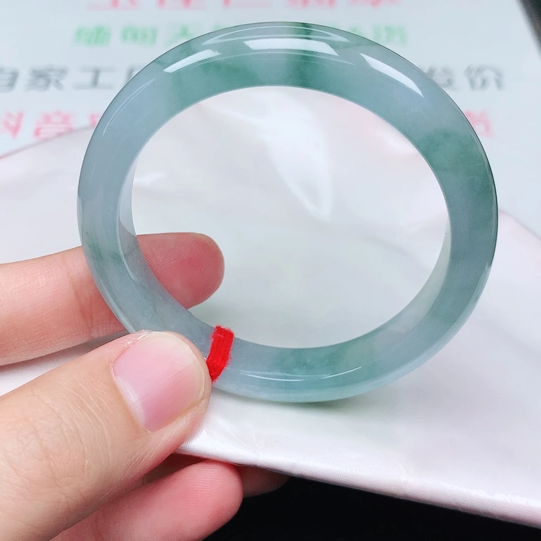 未镶嵌手镯翡翠天然翡翠手镯