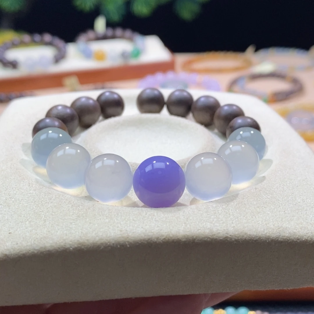 翡翠未镶嵌颈饰一组珠珠