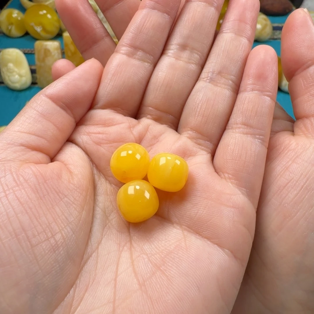 琥珀手链未镶嵌岁*。蜜蜡