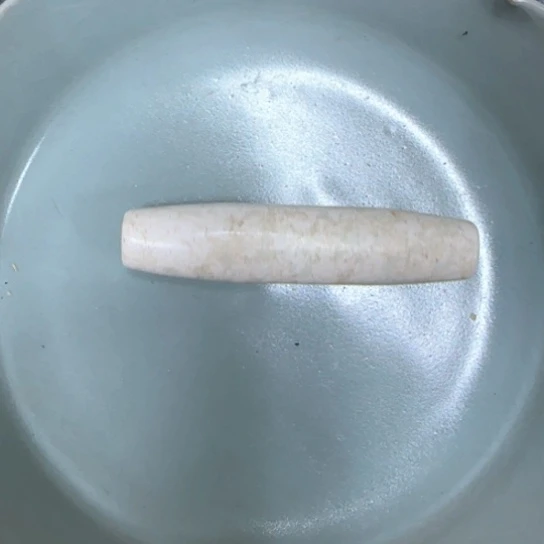 摆件h g f f d h c jv f