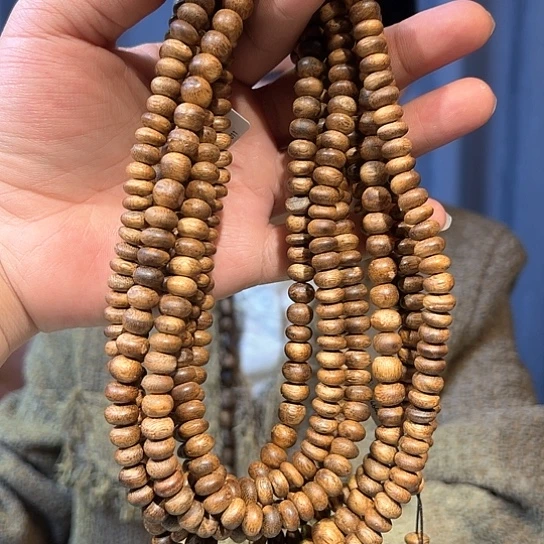 沉香手串白棋虫漏0.8多样性发货1条